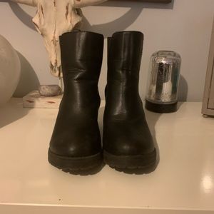 Comfortable black booties!